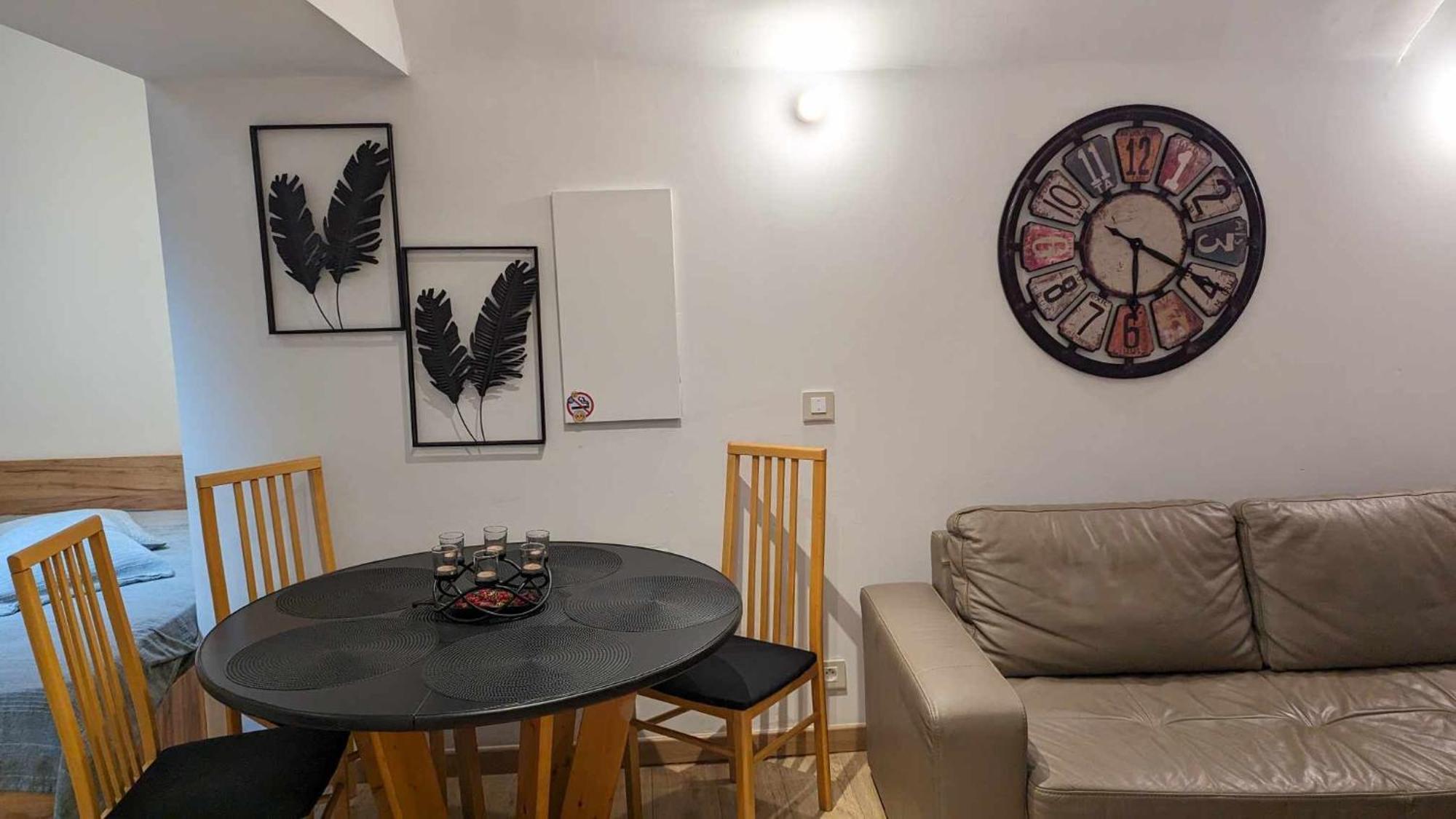 Appartement 30M² Pourrieres Exterior foto